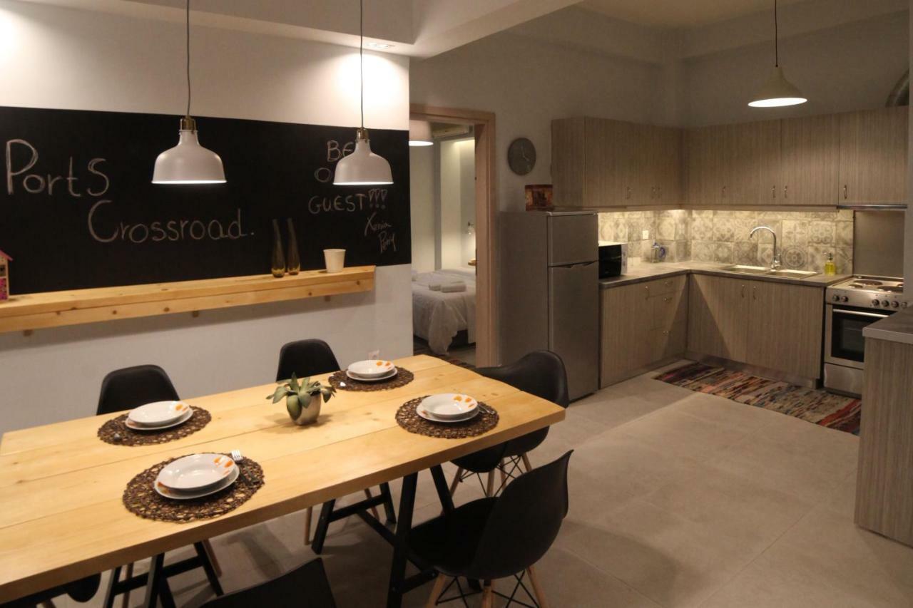 Ports Crossroad B Apartment Piraeus Exterior photo